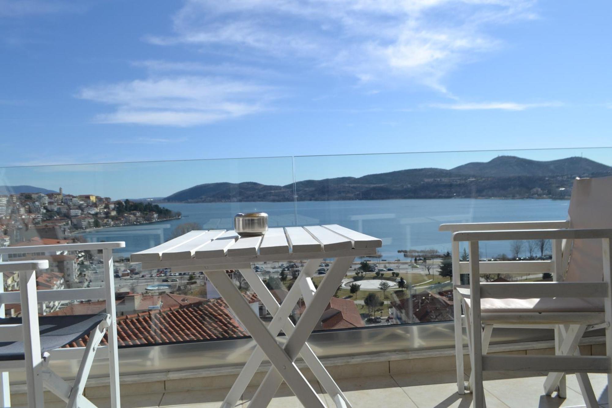 Calm Lake Balcony Kastoria Esterno foto
